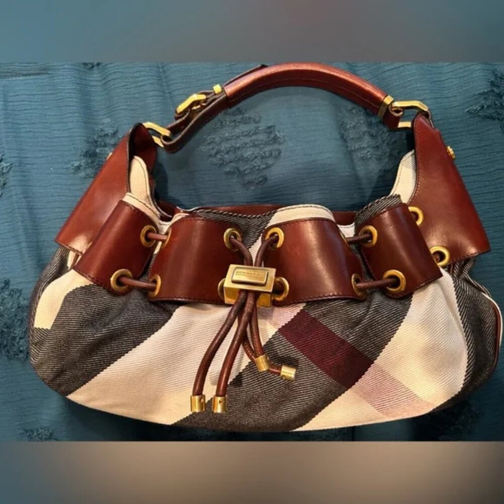 Vintage Burberry shoulder bag. - Picture 7 of 10